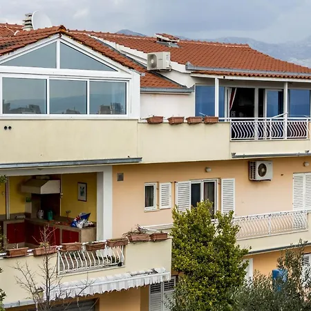 With Parking Space - 12252 Split